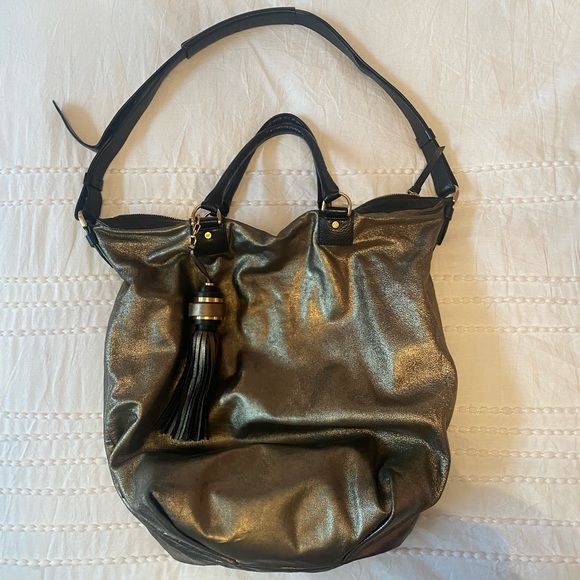 Diane von Furstenberg Metallic Drew Bucket Bag - Picture 4 of 16